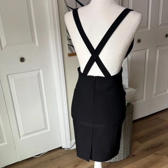 Wet Seal Black Pencil Skirt with Suspenders - Picture 6 of 8